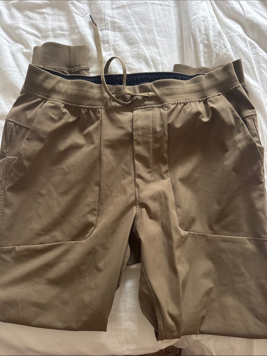 lululemon athletica Other - Men's Jogger Pants in Brown